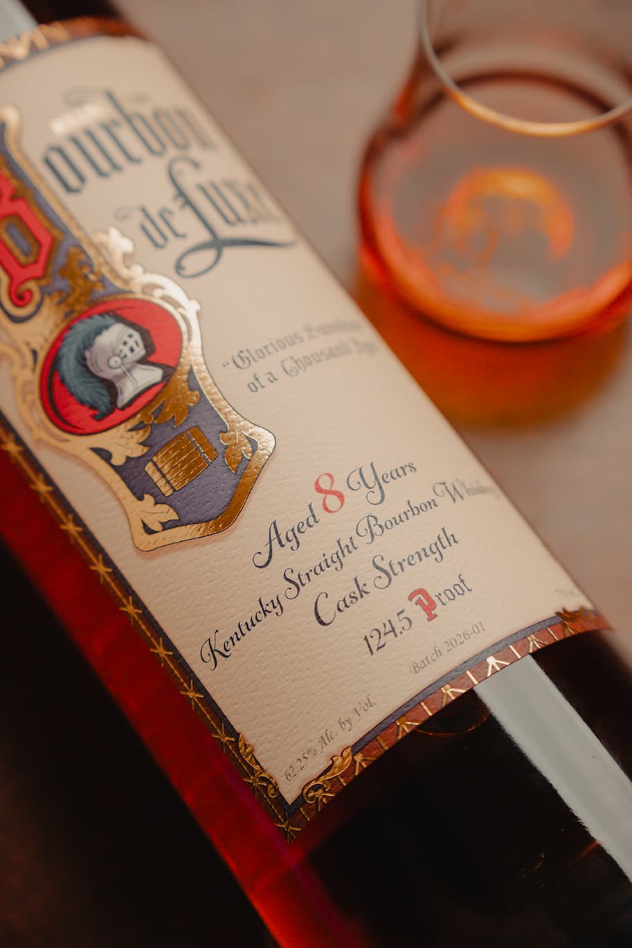 Bourbon de Luxe ケンタッキー ストレート バーボン Bourbon De Luxe Returns with 8-Year Kentucky Straight Bourbon