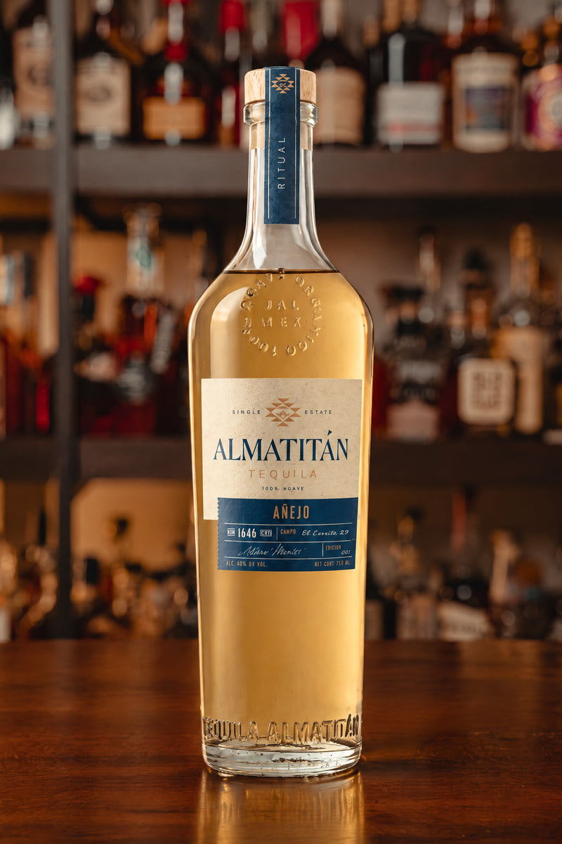 Almatitán Añejo Tequila
