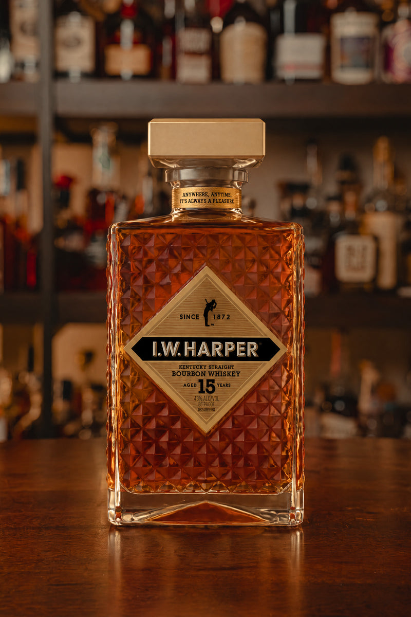 I.W. Harper Kentucky Straight Bourbon Whiskey 15-Year-Old